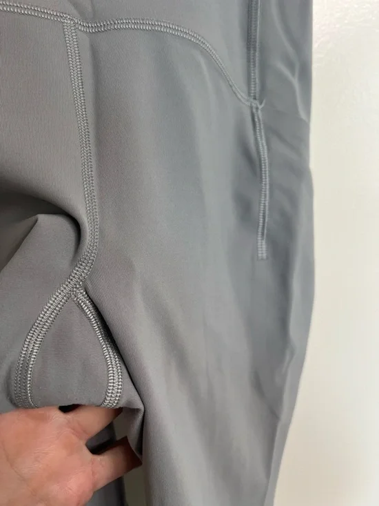 Lululemon Swift Speed Legging 23 inch - Picture 4 of 5